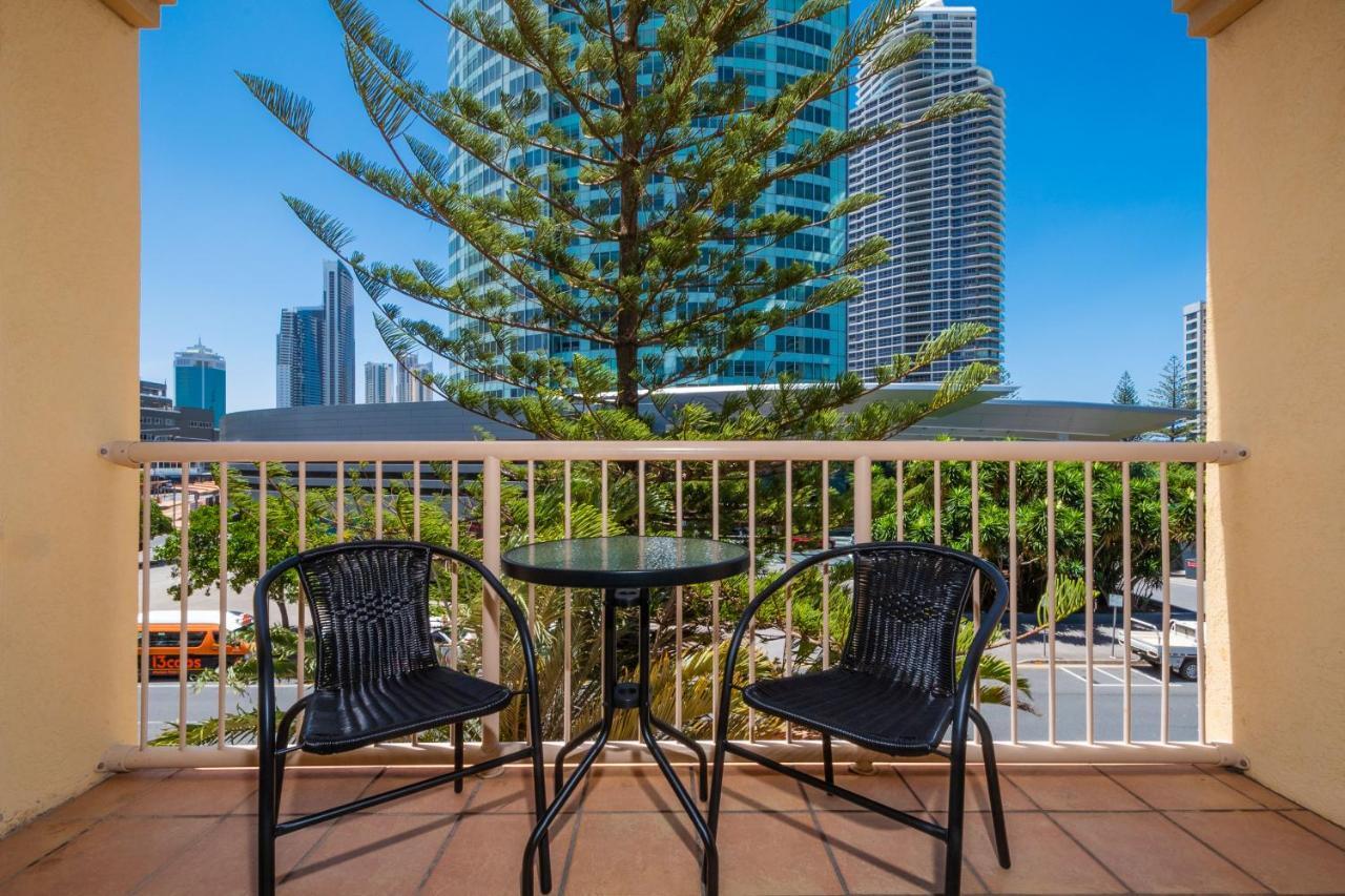 Gold Coast Hostel Exterior photo